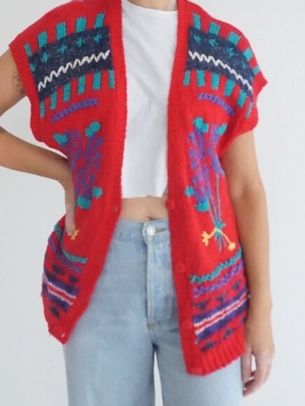 Red Patterned Short-Sleeve Knit Cardigan Sweater Vest
